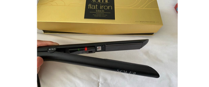 Soleil 2.0 Flat Iron BLACK Ceramic Magnetized Plates - LaCosmetical